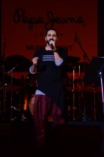 Ayushmann Khurrana at Pepe Jeans music fest in Kalaghoda on 14th Feb 2016